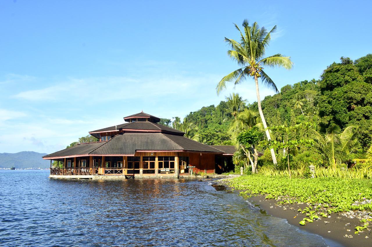 Kungkungan Bay Resort Bitung Extérieur photo