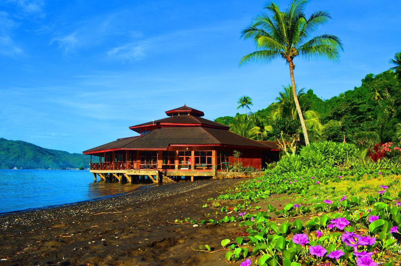 Kungkungan Bay Resort Bitung Extérieur photo